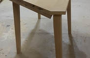 Oak table with pull out leaves